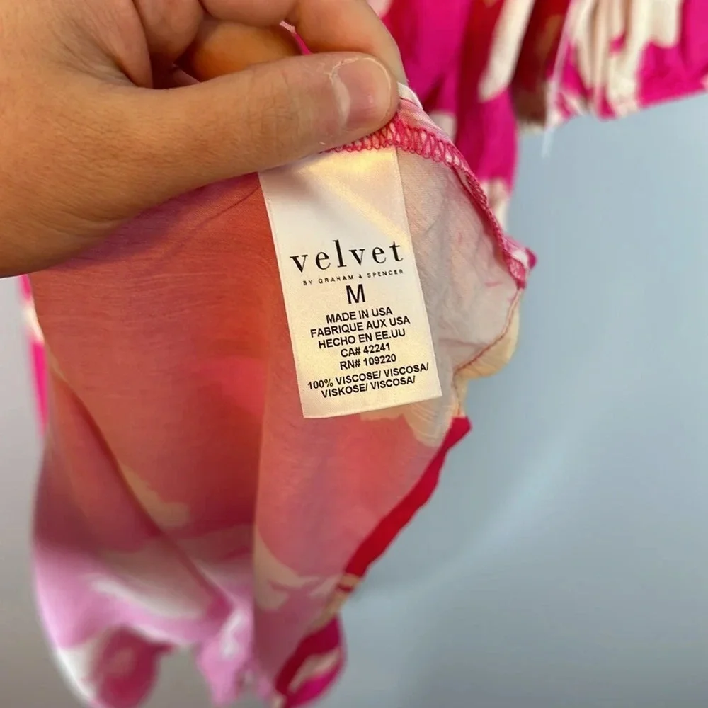 Velvet by Graham & Spencer Makena Twist Front Printed Dress NWT Size Medium - Picture 12 of 14